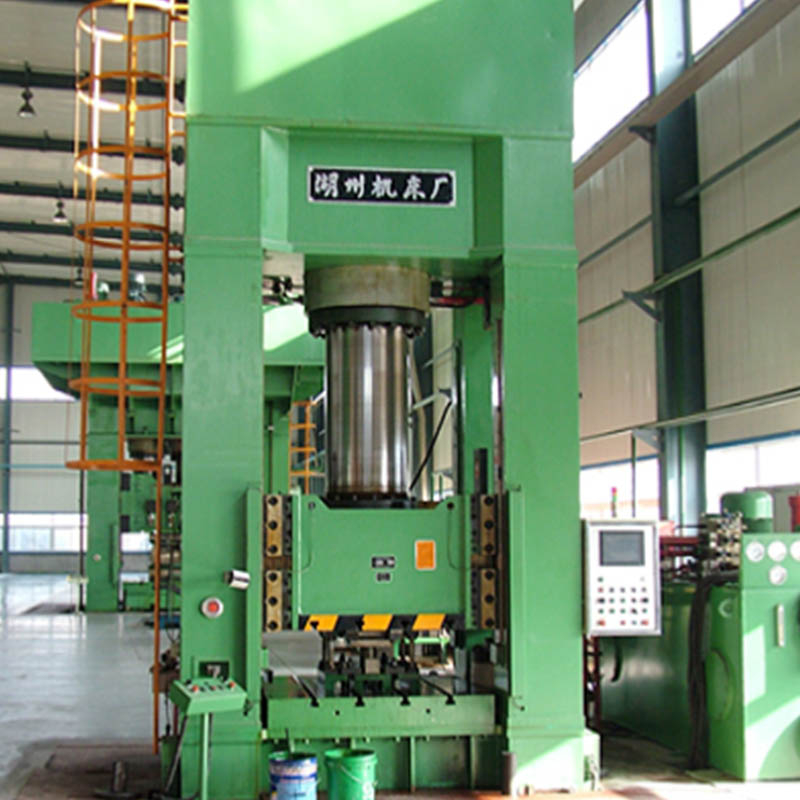 Hydraulic Extrusion Press for Aluminum Bottles 